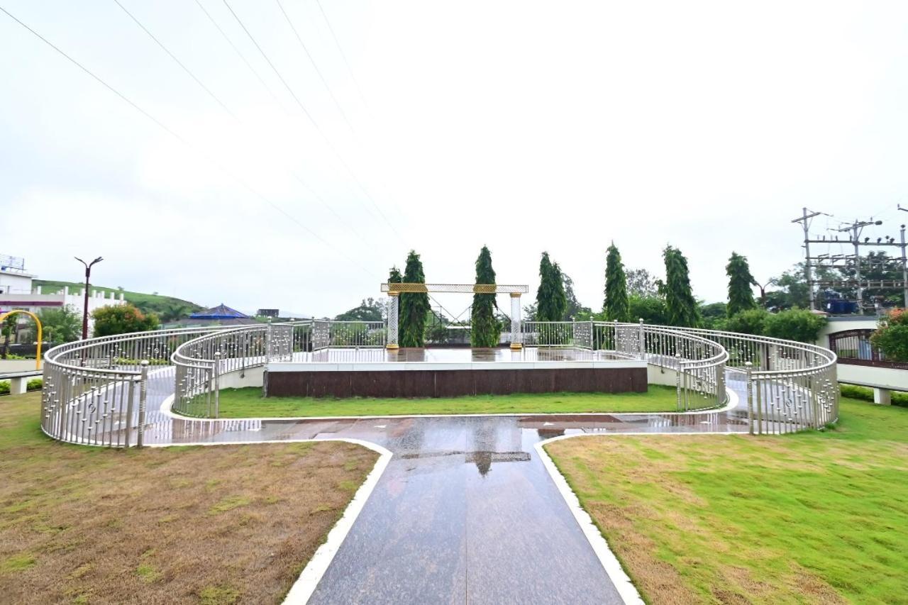 מלון לונבלה Vedika Garden מראה חיצוני תמונה